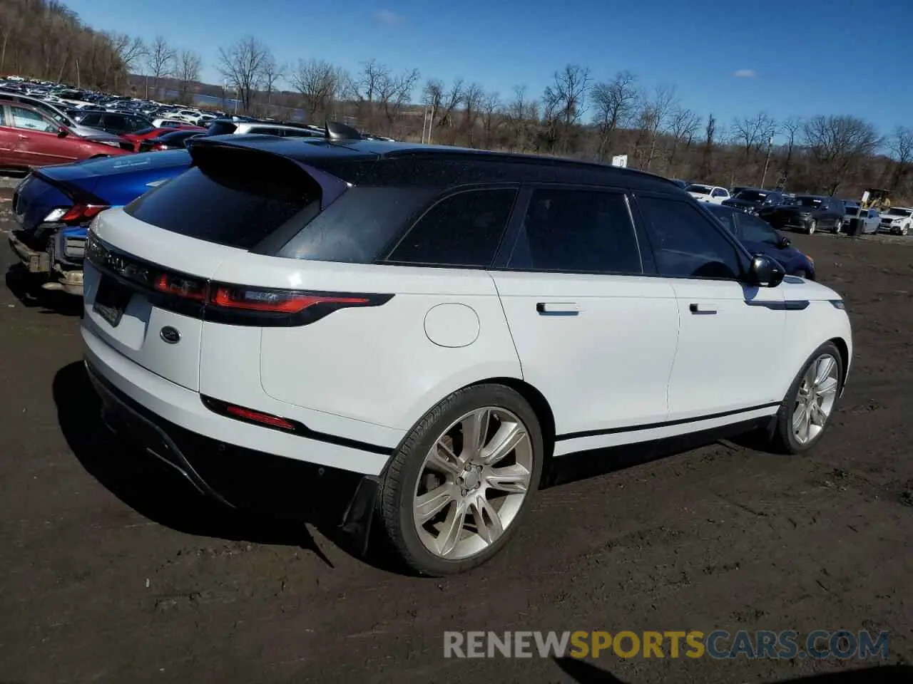 3 Photograph of a damaged car SALYL2FV4KA233877 LAND ROVER RANGEROVER 2019