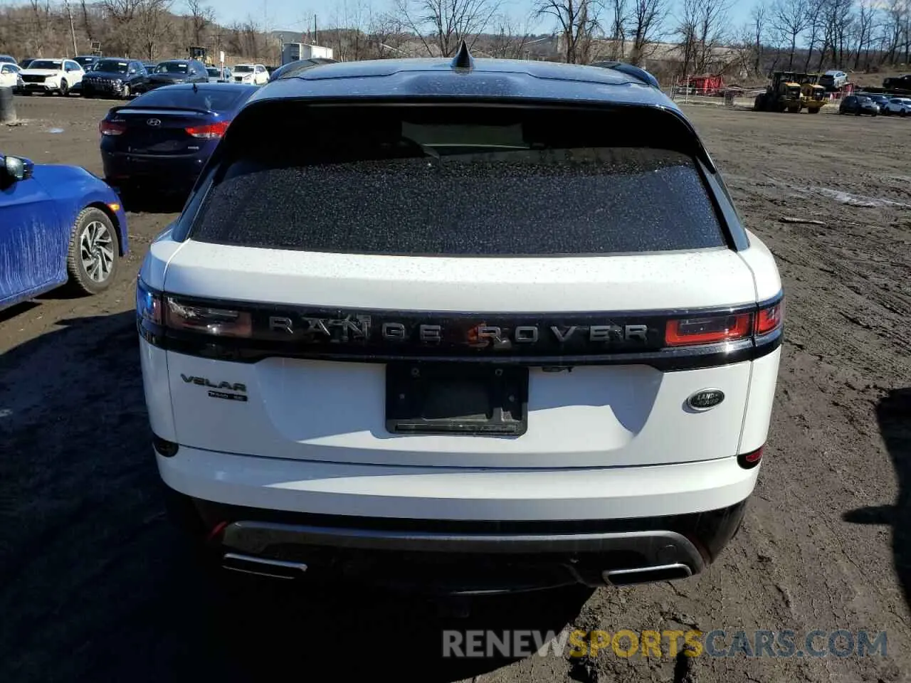 6 Photograph of a damaged car SALYL2FV4KA233877 LAND ROVER RANGEROVER 2019
