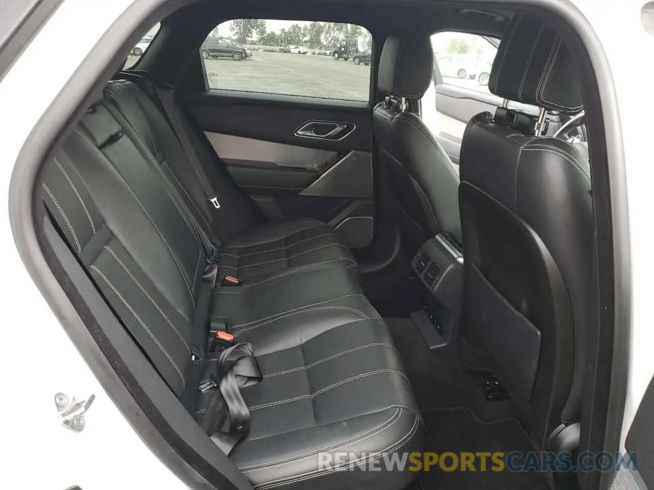 10 Photograph of a damaged car SALYL2FV6KA207863 LAND ROVER RANGEROVER 2019