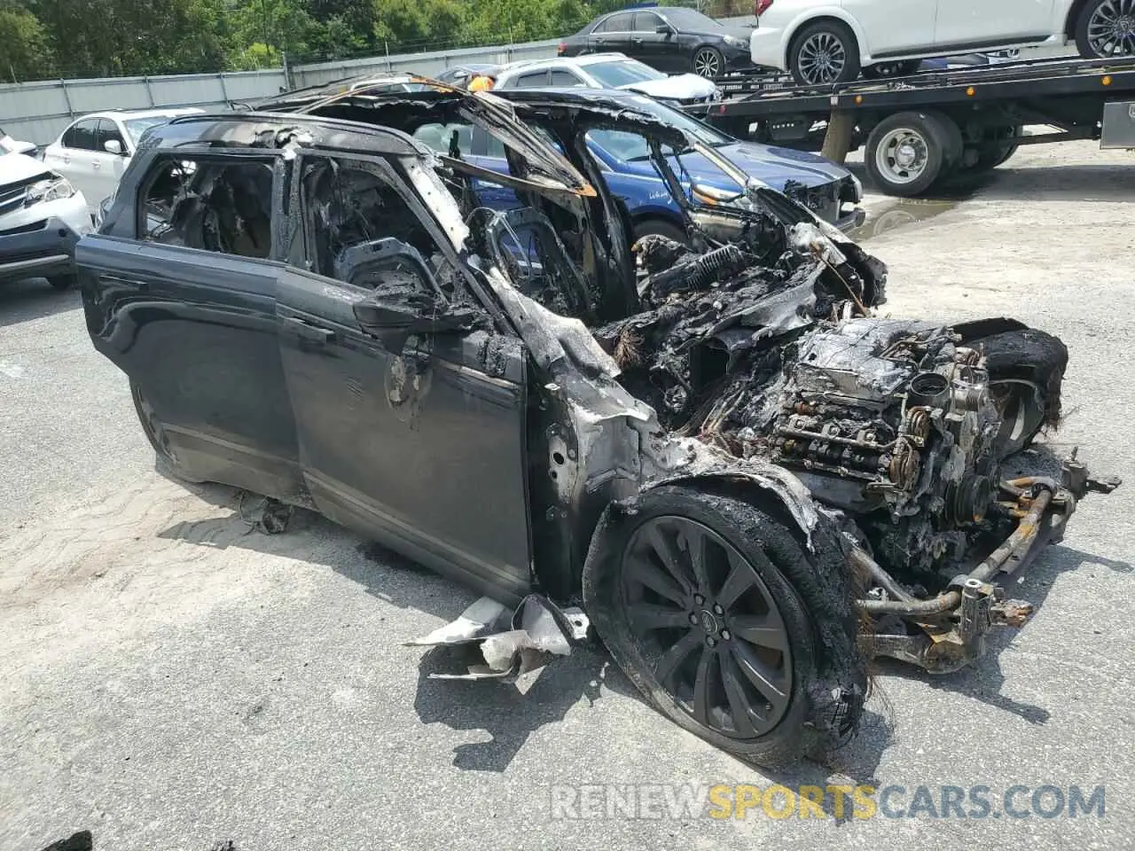 4 Photograph of a damaged car SALYL2FV9KA211485 LAND ROVER RANGEROVER 2019