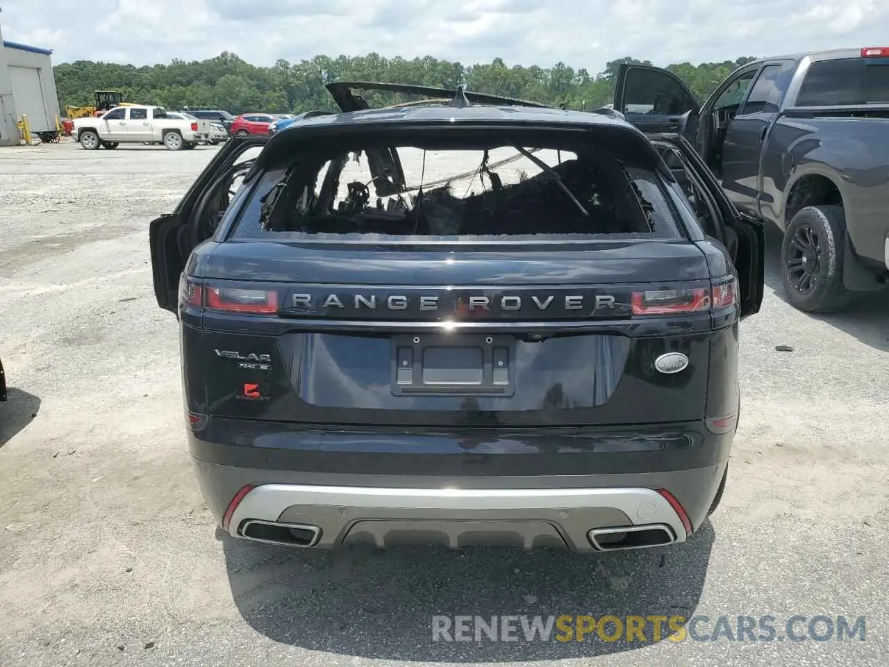 6 Photograph of a damaged car SALYL2FV9KA211485 LAND ROVER RANGEROVER 2019