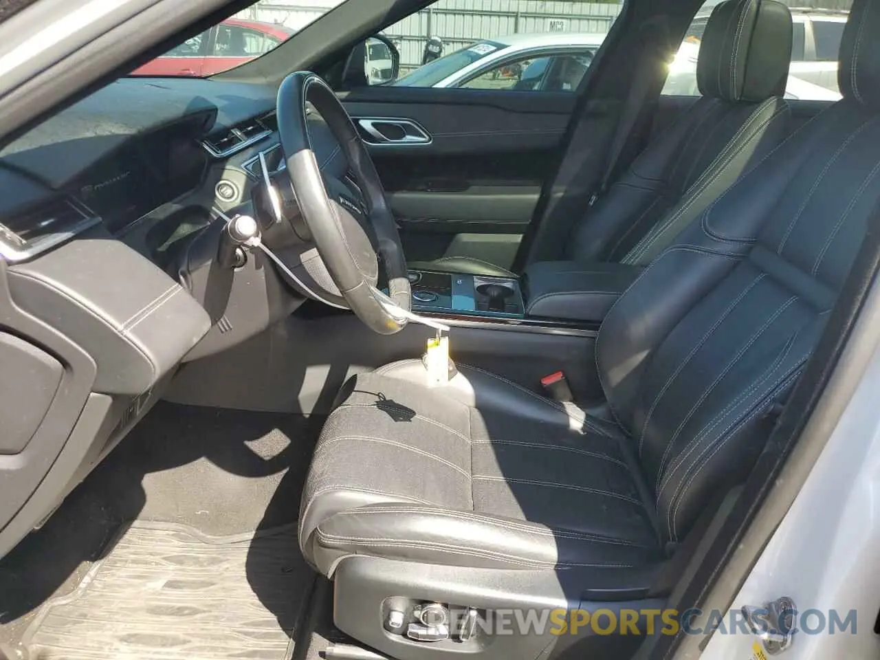 7 Photograph of a damaged car SALYM2EV2KA217952 LAND ROVER RANGEROVER 2019