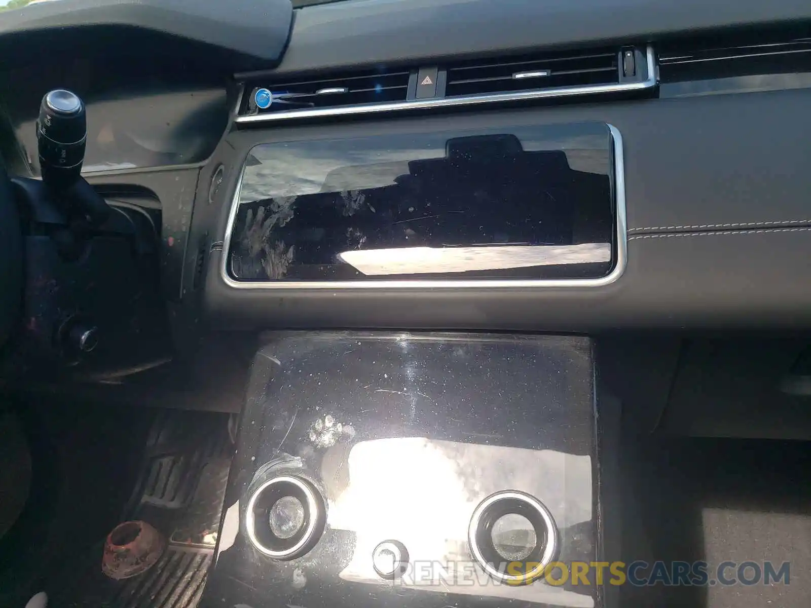 9 Photograph of a damaged car SALYM2EV7KA212181 LAND ROVER RANGEROVER 2019