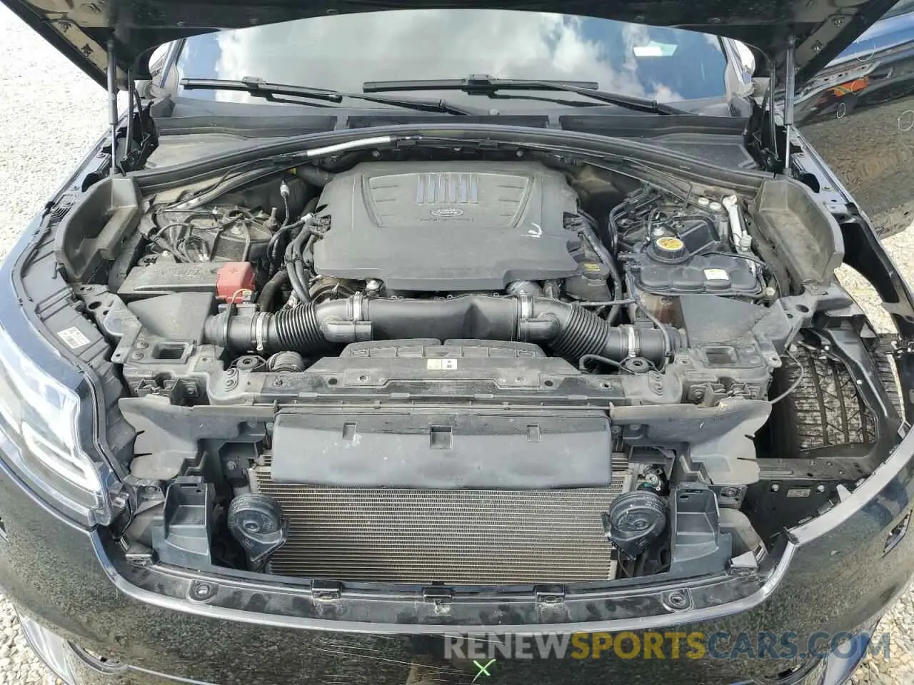 12 Photograph of a damaged car SALYM2EV8KA209841 LAND ROVER RANGEROVER 2019