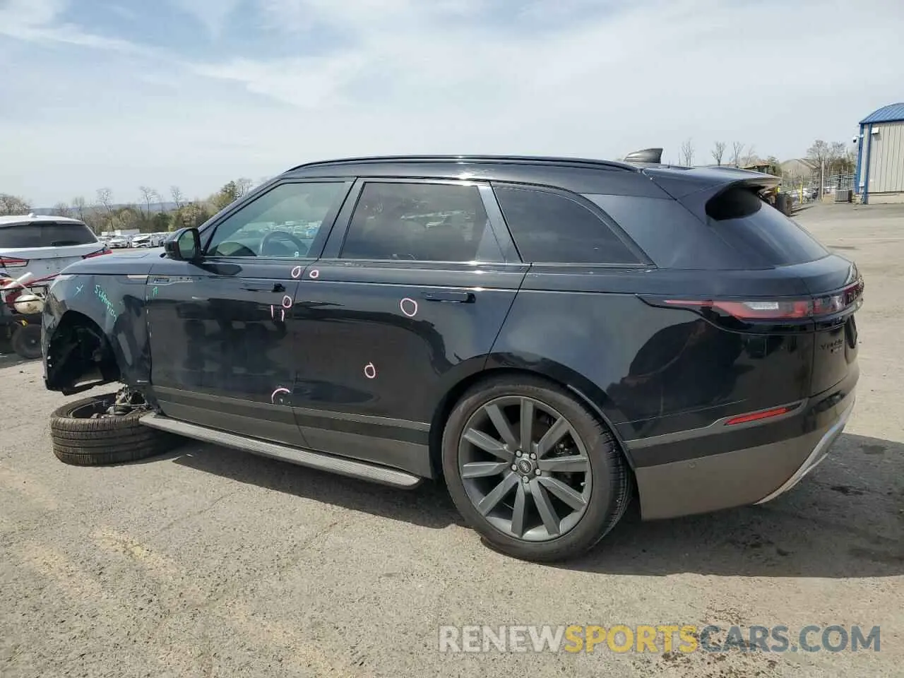 2 Photograph of a damaged car SALYM2EVXKA218685 LAND ROVER RANGEROVER 2019