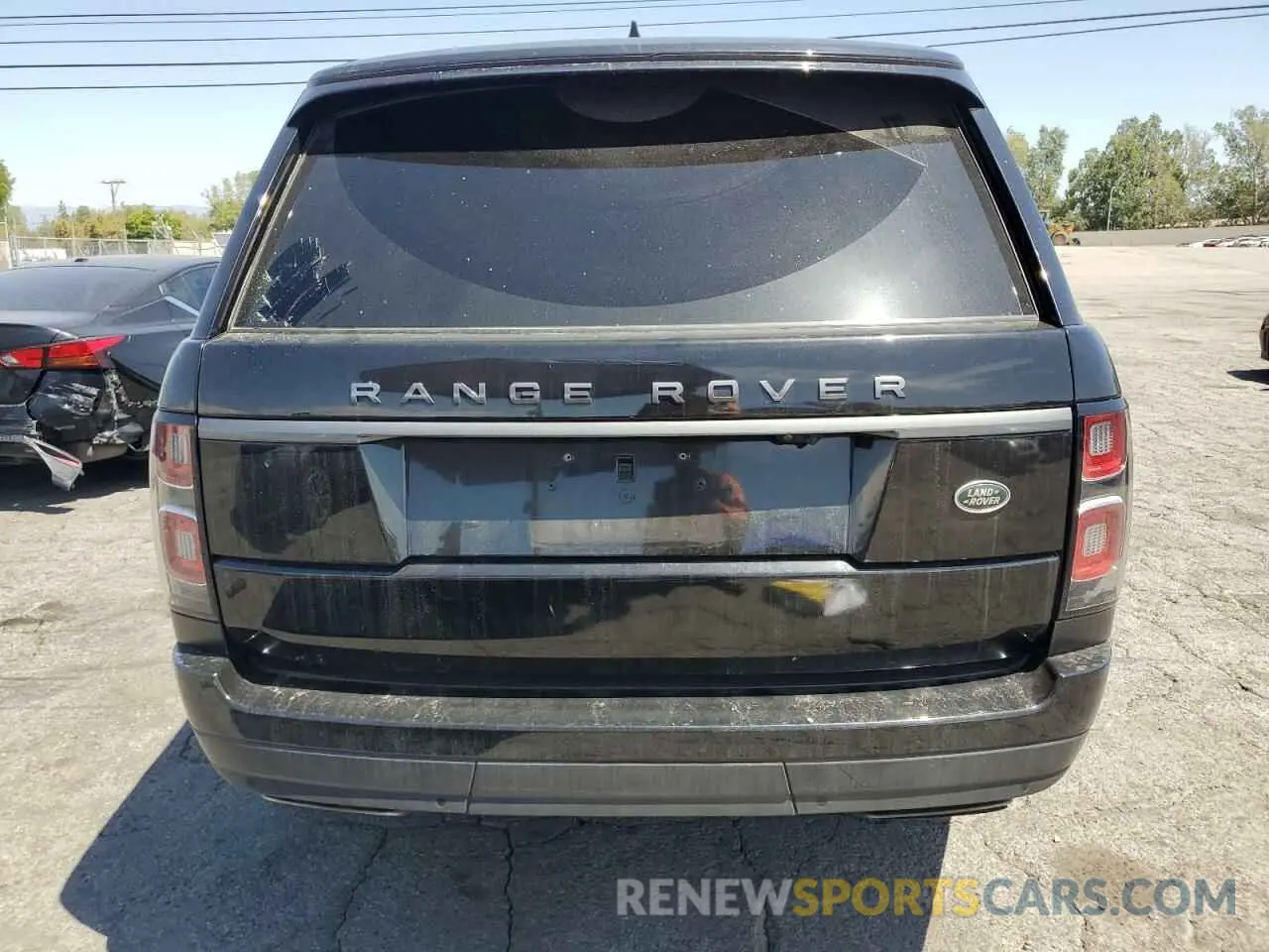 6 Photograph of a damaged car SALGR2SU6LA579082 LAND ROVER RANGEROVER 2020
