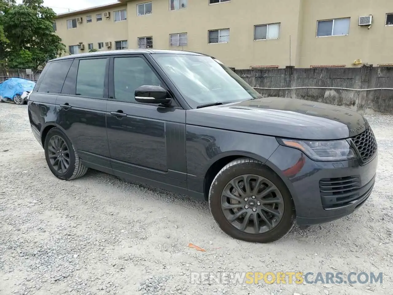 4 Photograph of a damaged car SALGR2SUXLA572829 LAND ROVER RANGEROVER 2020