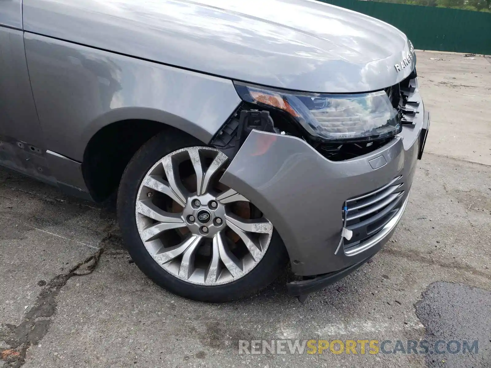 9 Photograph of a damaged car SALGS2RK3LA595538 LAND ROVER RANGEROVER 2020