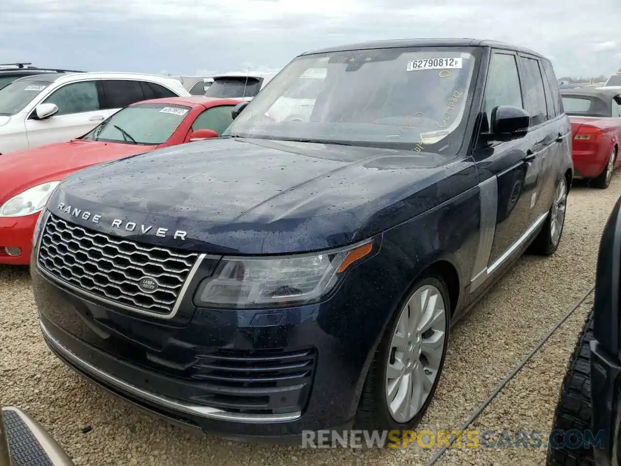 2 Photograph of a damaged car SALGS2RU0LA569562 LAND ROVER RANGEROVER 2020