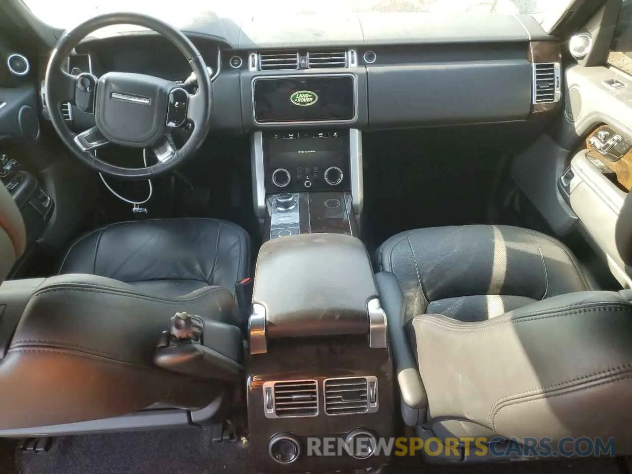 8 Photograph of a damaged car SALGS2RU0LA587656 LAND ROVER RANGEROVER 2020