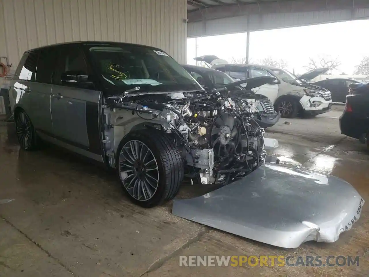 1 Photograph of a damaged car SALGS2RU0LA591884 LAND ROVER RANGEROVER 2020