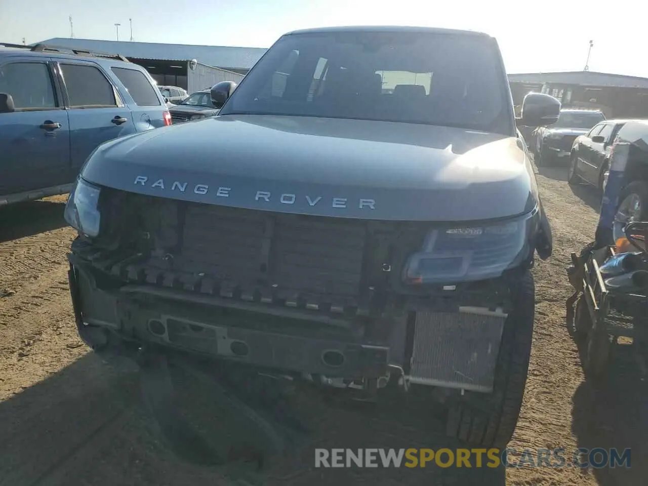 5 Photograph of a damaged car SALGS2RU1LA584670 LAND ROVER RANGEROVER 2020