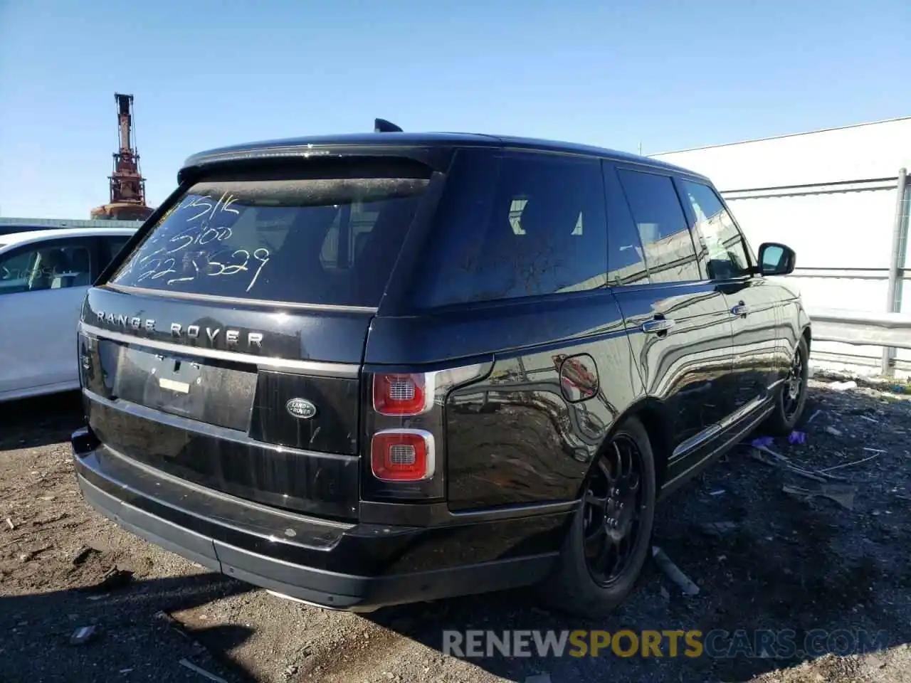 4 Photograph of a damaged car SALGS2RU1LA586760 LAND ROVER RANGEROVER 2020