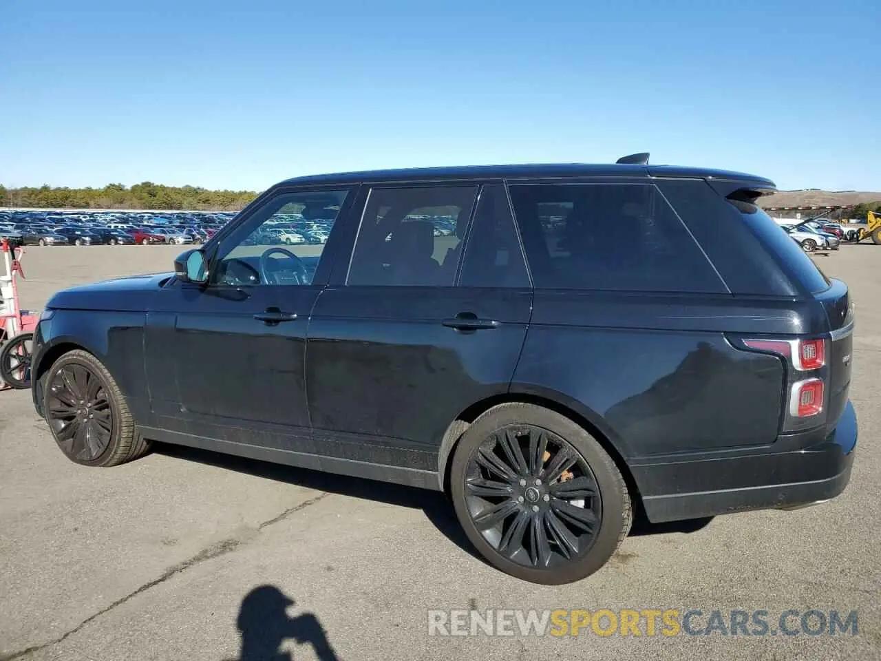 2 Photograph of a damaged car SALGS2RU3LA400233 LAND ROVER RANGEROVER 2020