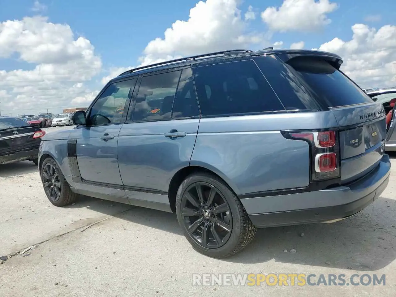 2 Photograph of a damaged car SALGS2RU3LA591989 LAND ROVER RANGEROVER 2020