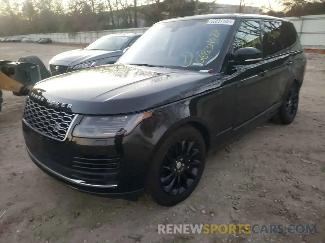 2 Photograph of a damaged car SALGS2RU4LA584372 LAND ROVER RANGEROVER 2020