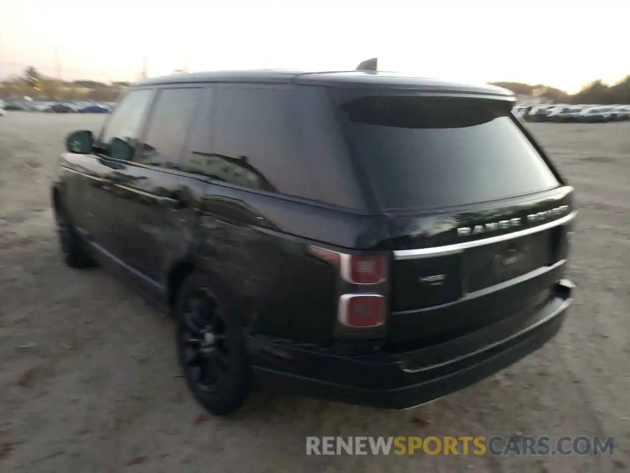 9 Photograph of a damaged car SALGS2RU4LA584372 LAND ROVER RANGEROVER 2020