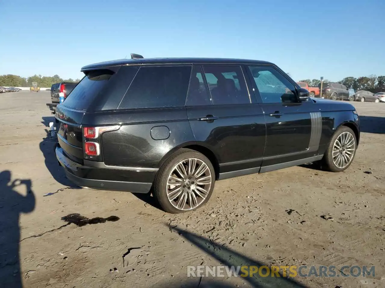3 Photograph of a damaged car SALGS2RU5LA578838 LAND ROVER RANGEROVER 2020