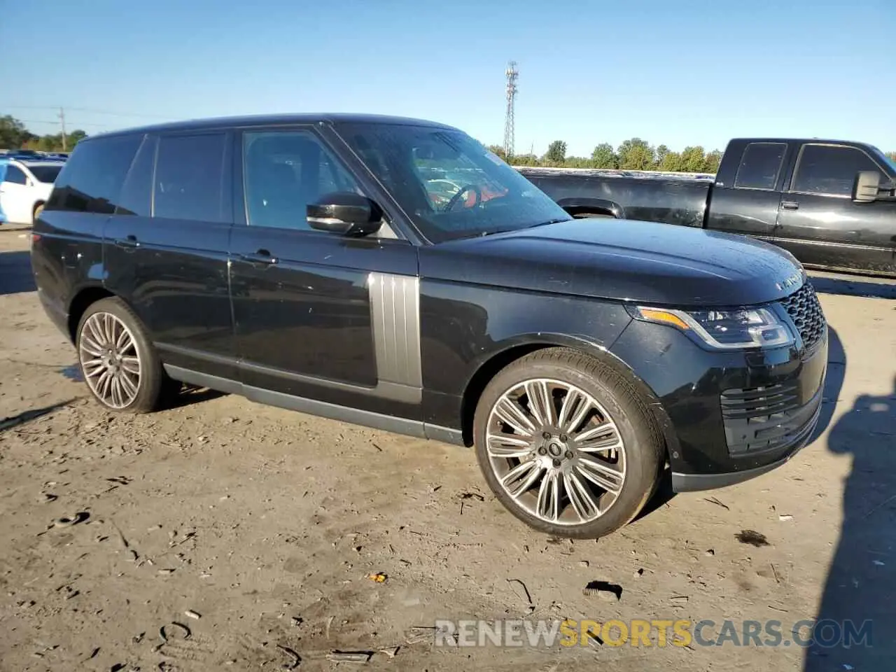 4 Photograph of a damaged car SALGS2RU5LA578838 LAND ROVER RANGEROVER 2020