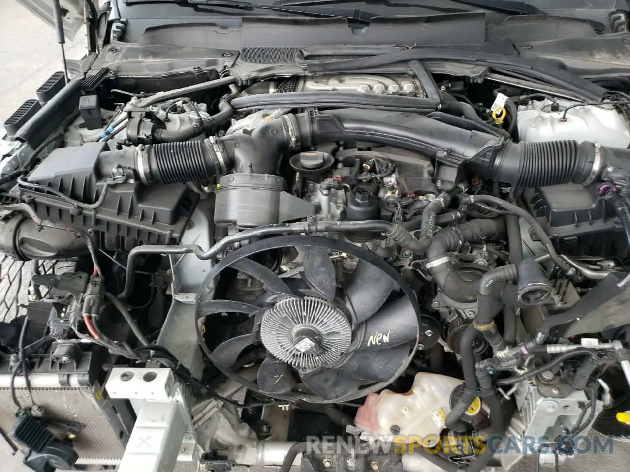 11 Photograph of a damaged car SALGS2RU5LA583313 LAND ROVER RANGEROVER 2020