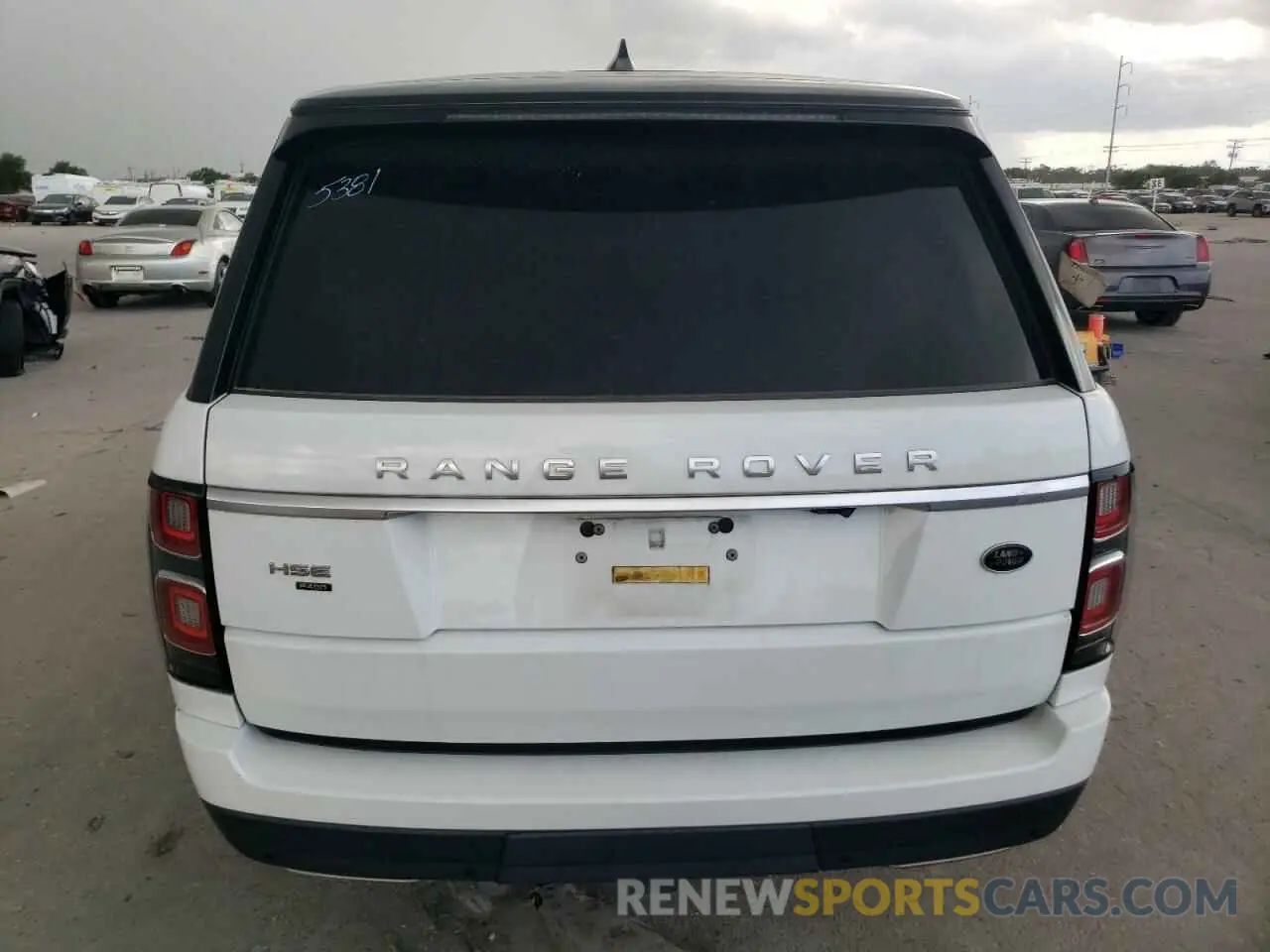 6 Photograph of a damaged car SALGS2RU5LA583313 LAND ROVER RANGEROVER 2020