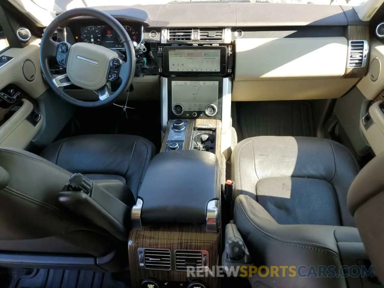 8 Photograph of a damaged car SALGS2RU5LA585658 LAND ROVER RANGEROVER 2020