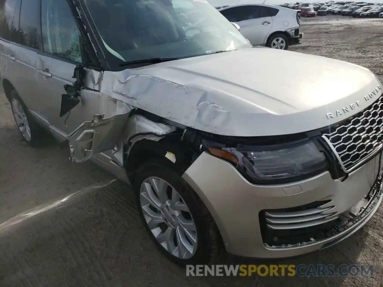 9 Photograph of a damaged car SALGS2RU5LA597714 LAND ROVER RANGEROVER 2020