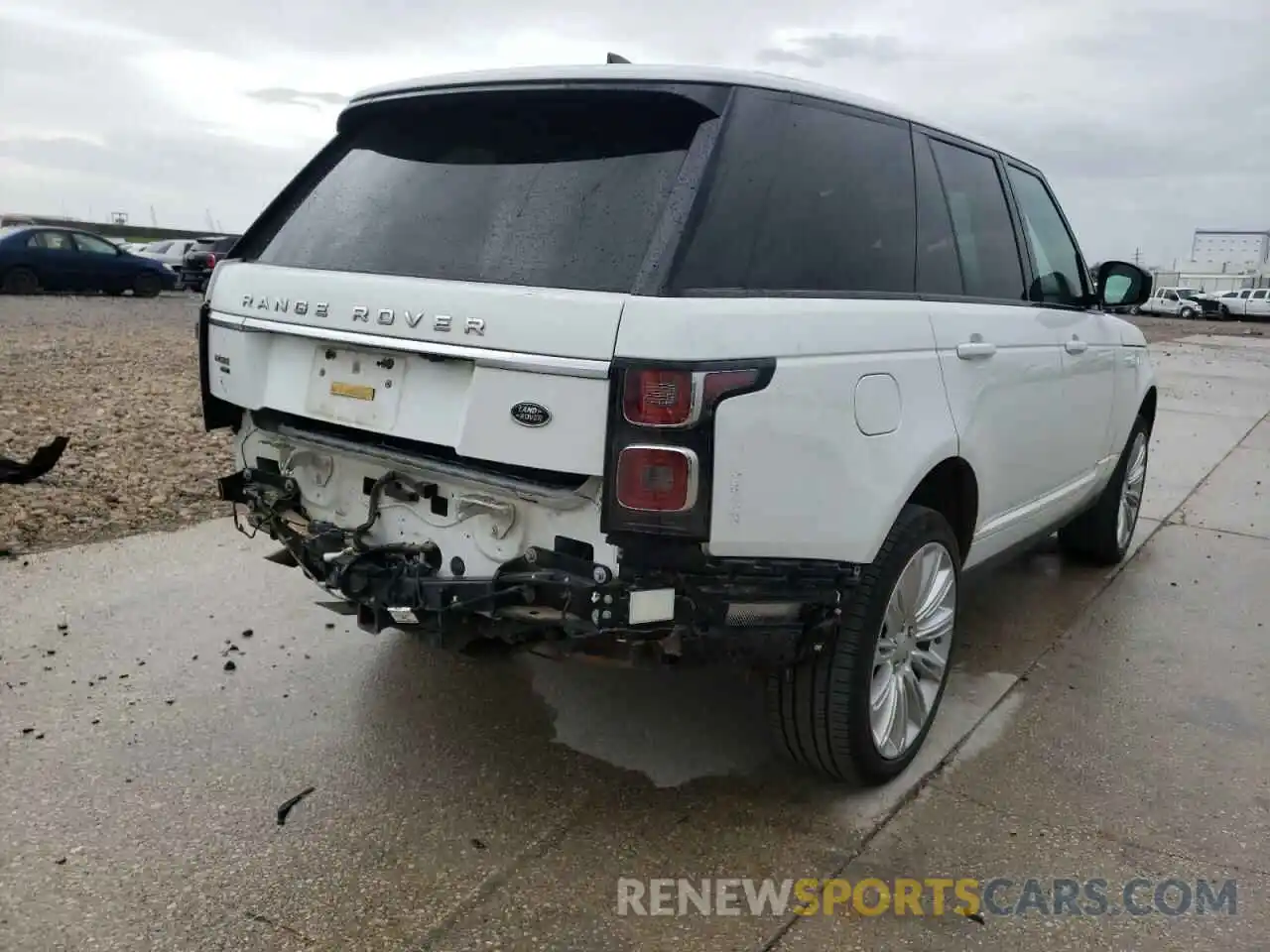 4 Photograph of a damaged car SALGS2RU7LA401157 LAND ROVER RANGEROVER 2020