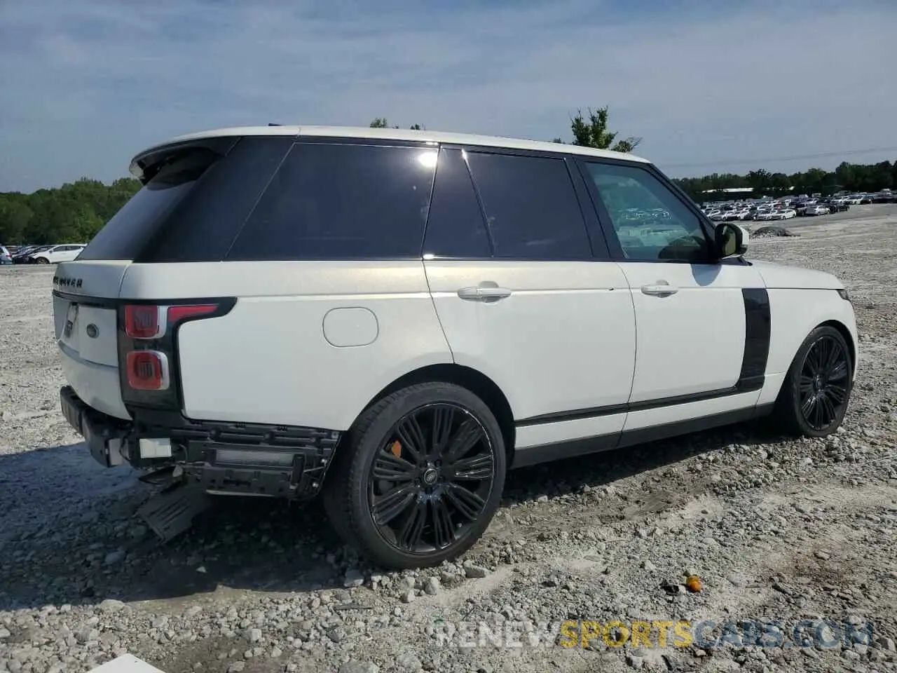 3 Photograph of a damaged car SALGS2RU7LA574256 LAND ROVER RANGEROVER 2020