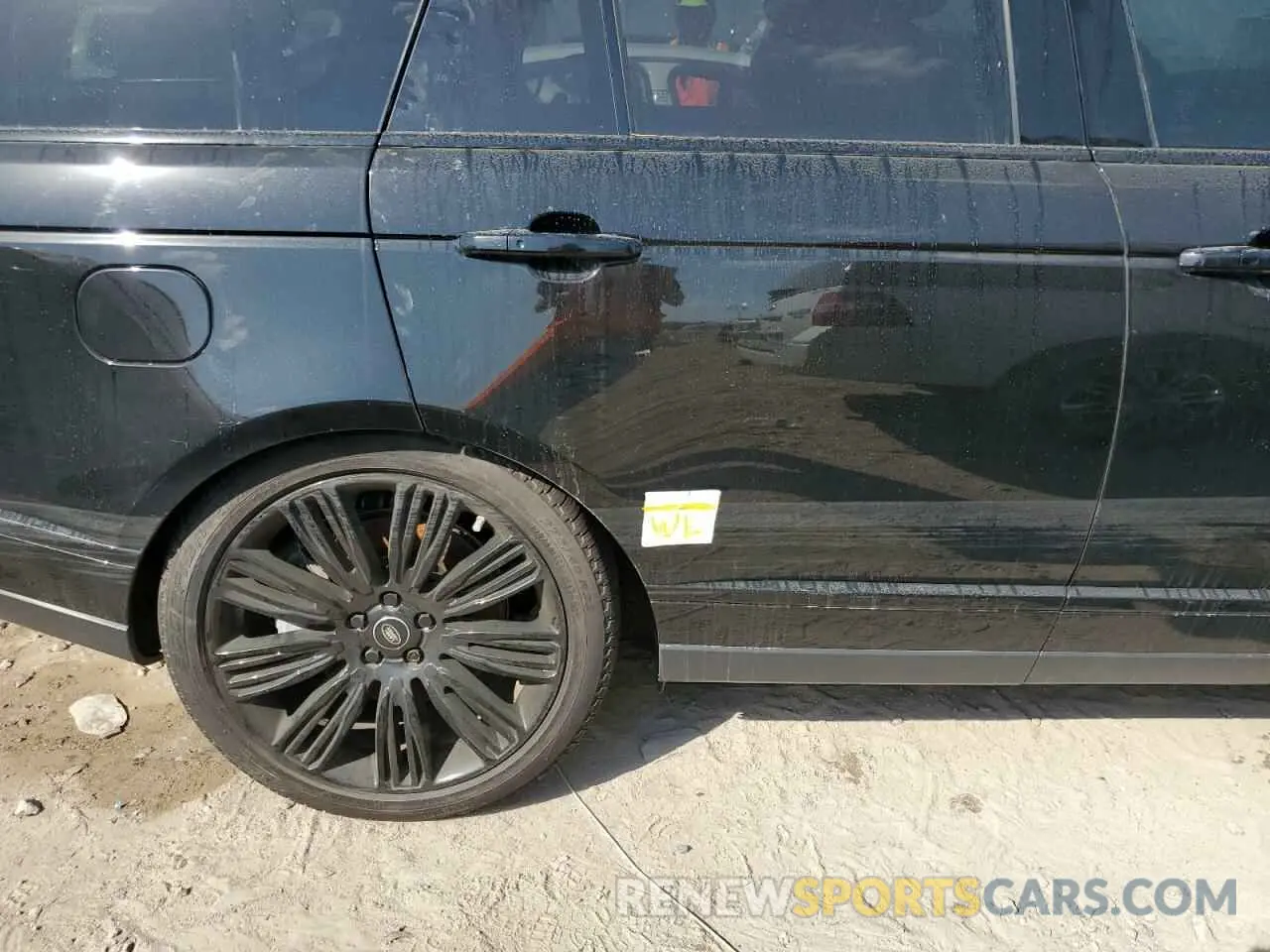 12 Photograph of a damaged car SALGS2RU7LA581918 LAND ROVER RANGEROVER 2020