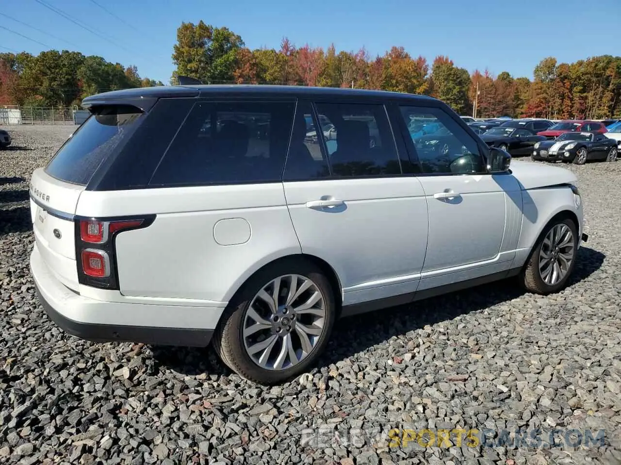 3 Photograph of a damaged car SALGS2RU8LA570765 LAND ROVER RANGEROVER 2020