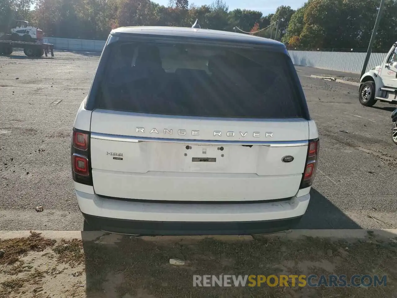 6 Photograph of a damaged car SALGS2RU8LA570765 LAND ROVER RANGEROVER 2020