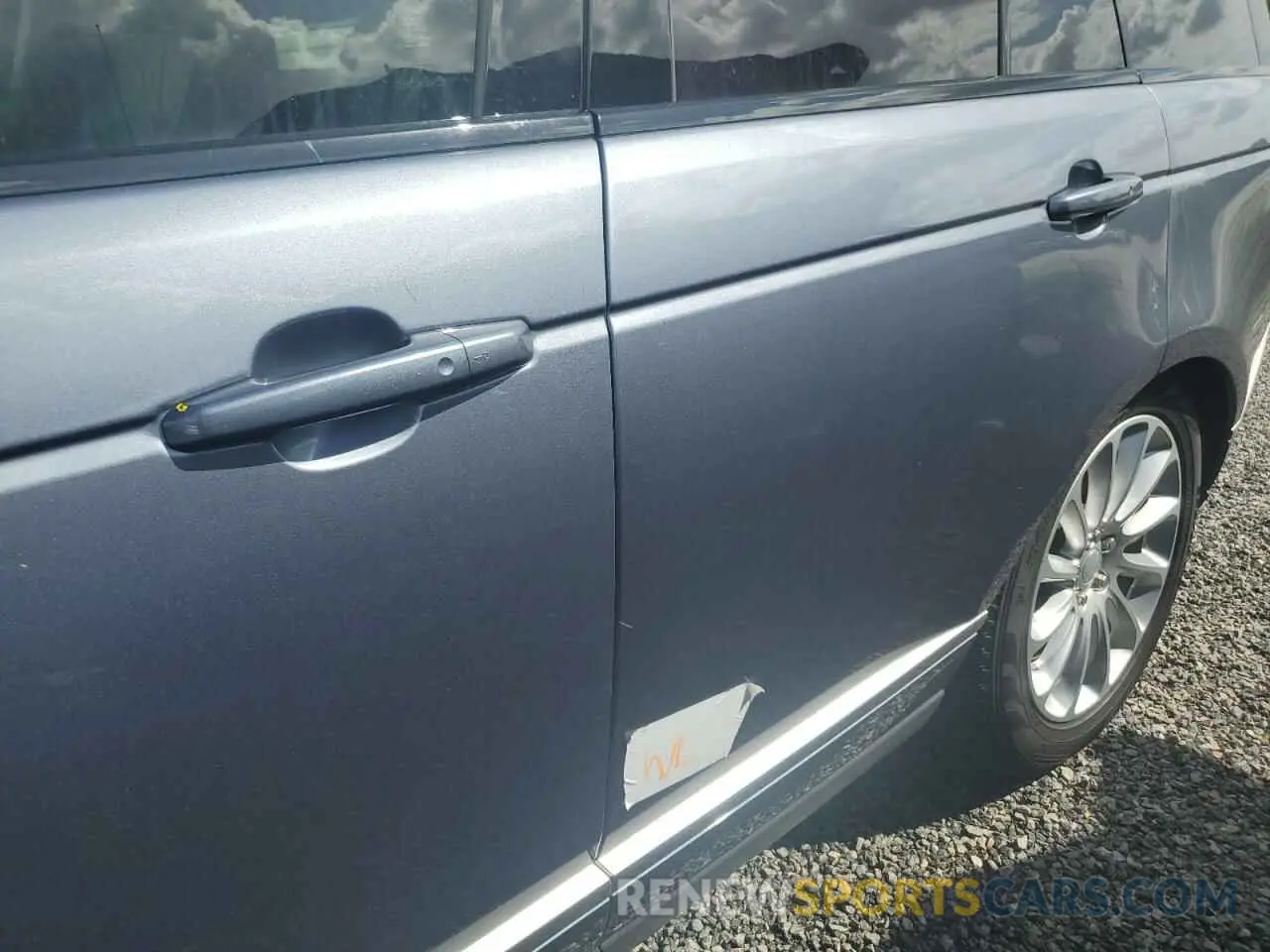 13 Photograph of a damaged car SALGS2RUXLA583341 LAND ROVER RANGEROVER 2020