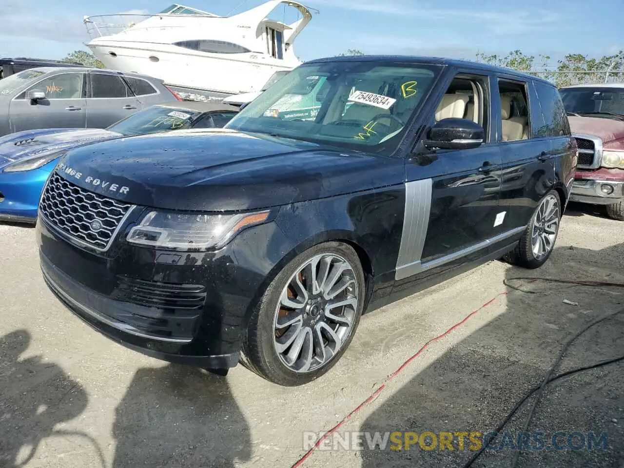 1 Photograph of a damaged car SALGS2SE0LA568897 LAND ROVER RANGEROVER 2020