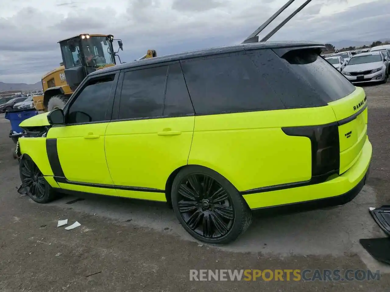 2 Photograph of a damaged car SALGS2SE1LA408656 LAND ROVER RANGEROVER 2020