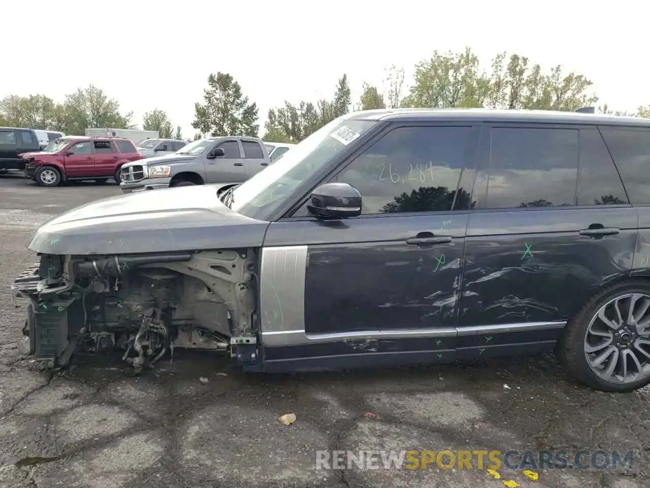 9 Photograph of a damaged car SALGS2SE4LA403953 LAND ROVER RANGEROVER 2020