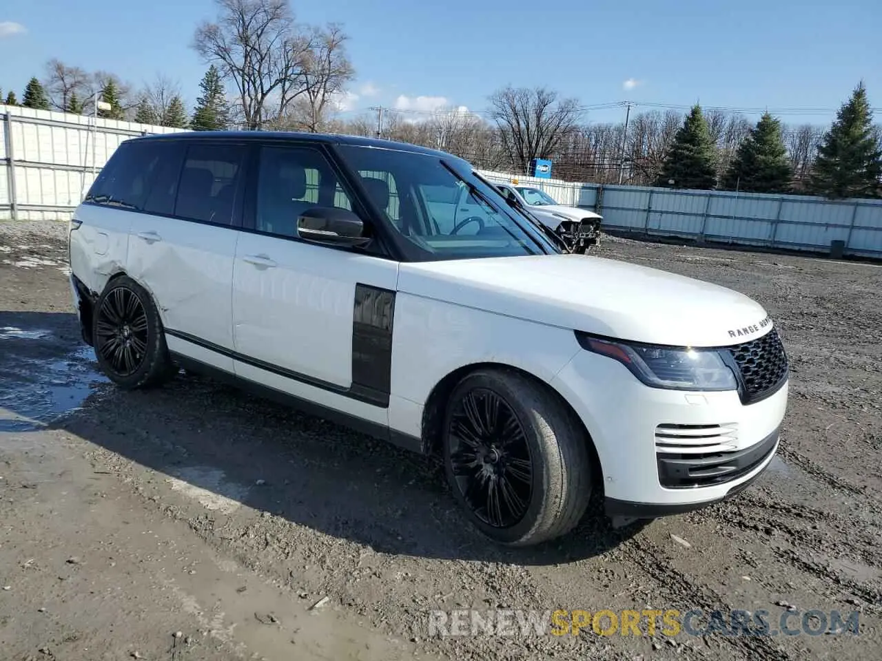 4 Photograph of a damaged car SALGS2SE8LA579131 LAND ROVER RANGEROVER 2020