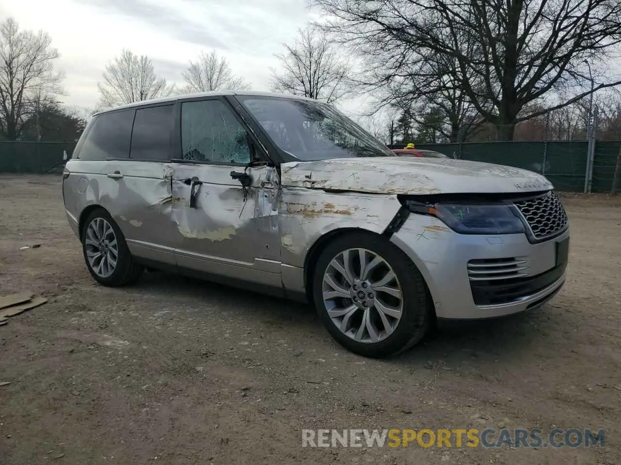 4 Photograph of a damaged car SALGS4RY2LA404837 LAND ROVER RANGEROVER 2020