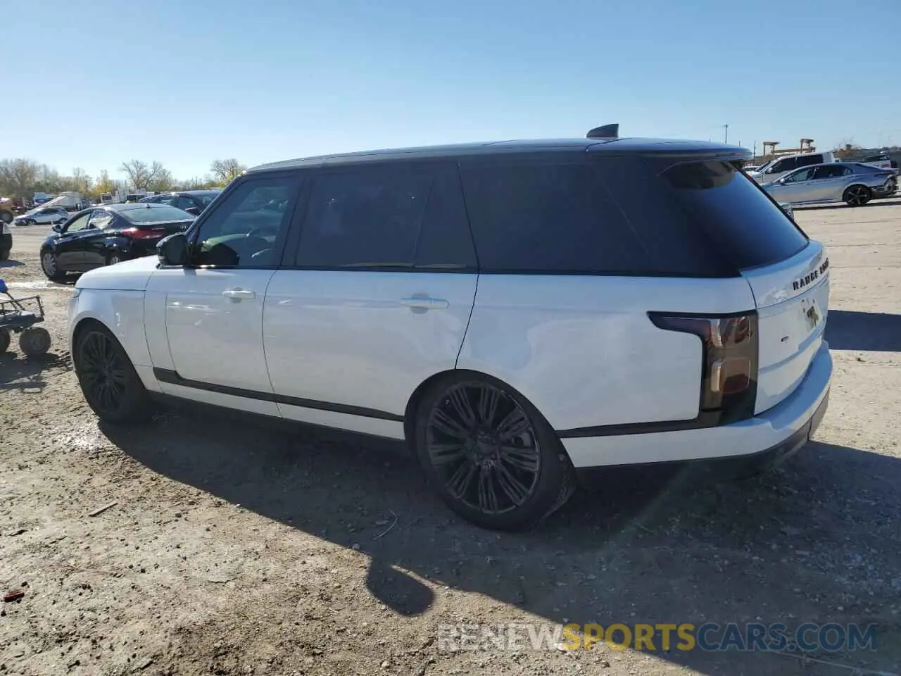 2 Photograph of a damaged car SALGS5SE1LA579733 LAND ROVER RANGEROVER 2020