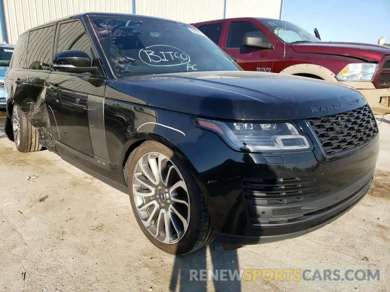 1 Photograph of a damaged car SALGS5SE3LA579880 LAND ROVER RANGEROVER 2020