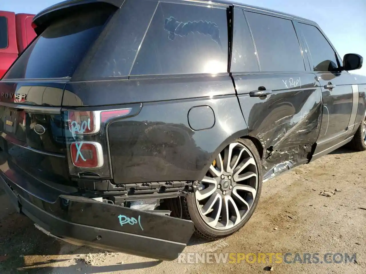 9 Photograph of a damaged car SALGS5SE3LA579880 LAND ROVER RANGEROVER 2020