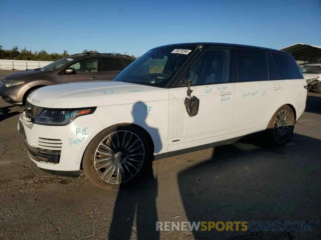 1 Photograph of a damaged car SALGS5SE3LA586215 LAND ROVER RANGEROVER 2020