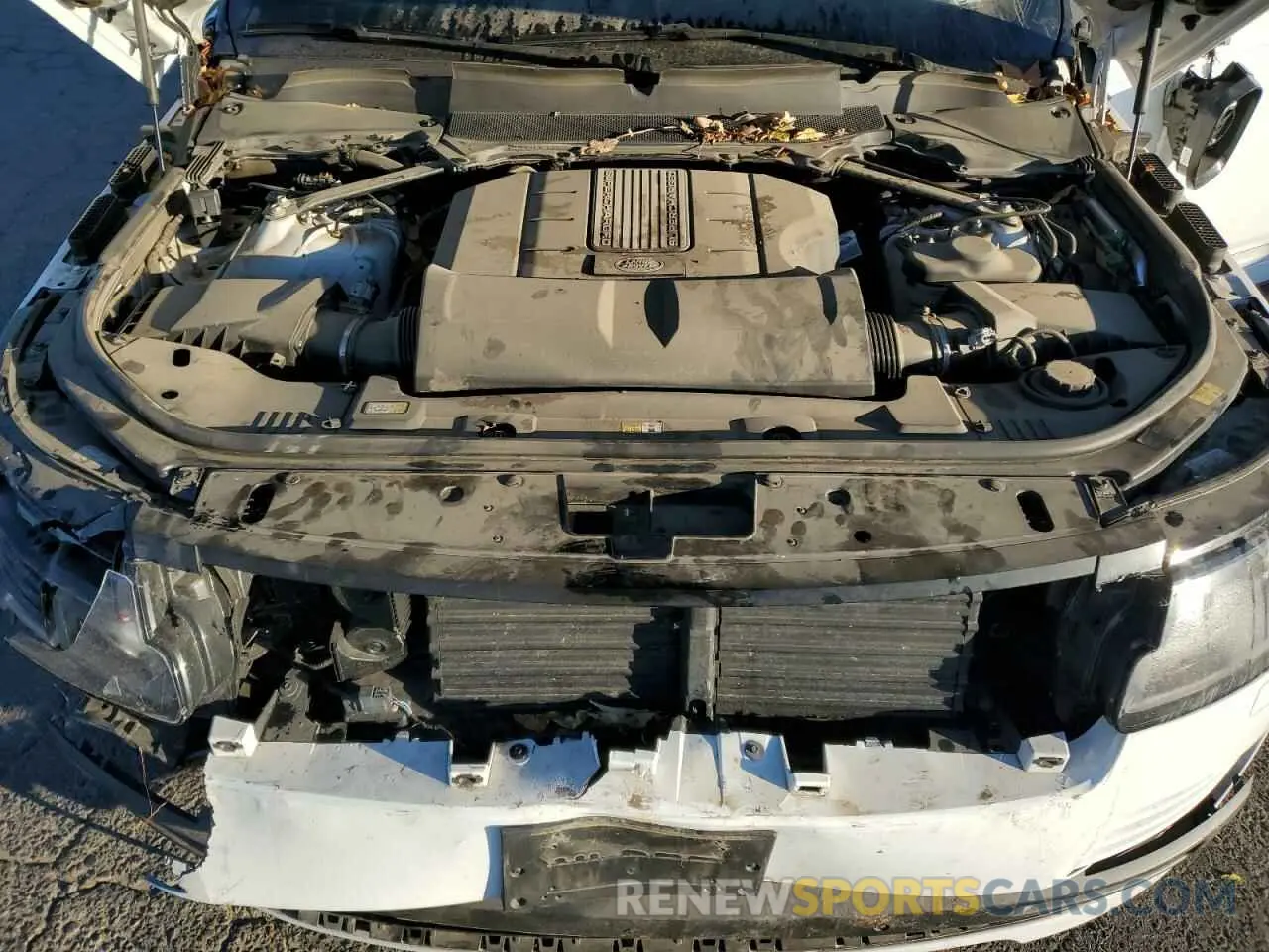 12 Photograph of a damaged car SALGS5SE3LA586215 LAND ROVER RANGEROVER 2020
