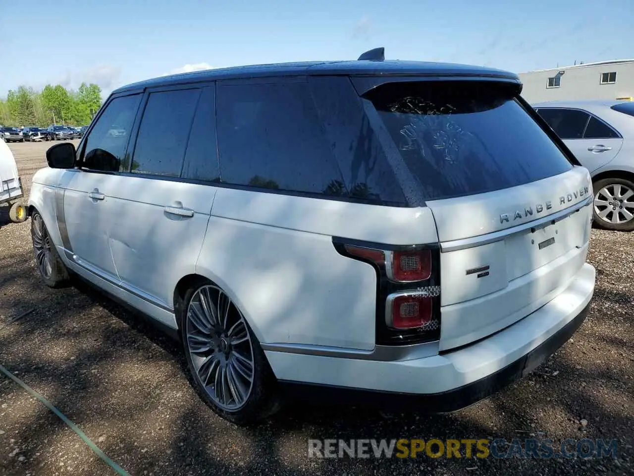 2 Photograph of a damaged car SALGV2SE7LA595246 LAND ROVER RANGEROVER 2020