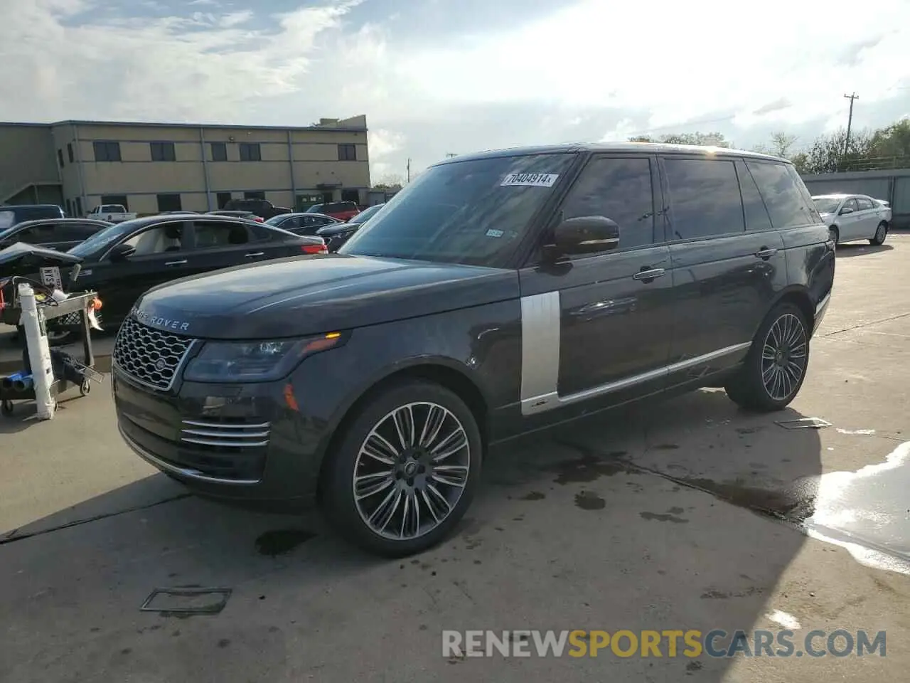 1 Photograph of a damaged car SALGV5SE1LA593476 LAND ROVER RANGEROVER 2020