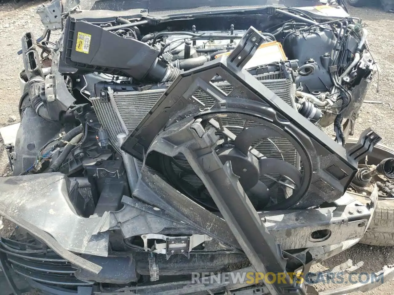 12 Photograph of a damaged car SALGW2RE2LA580463 LAND ROVER RANGEROVER 2020