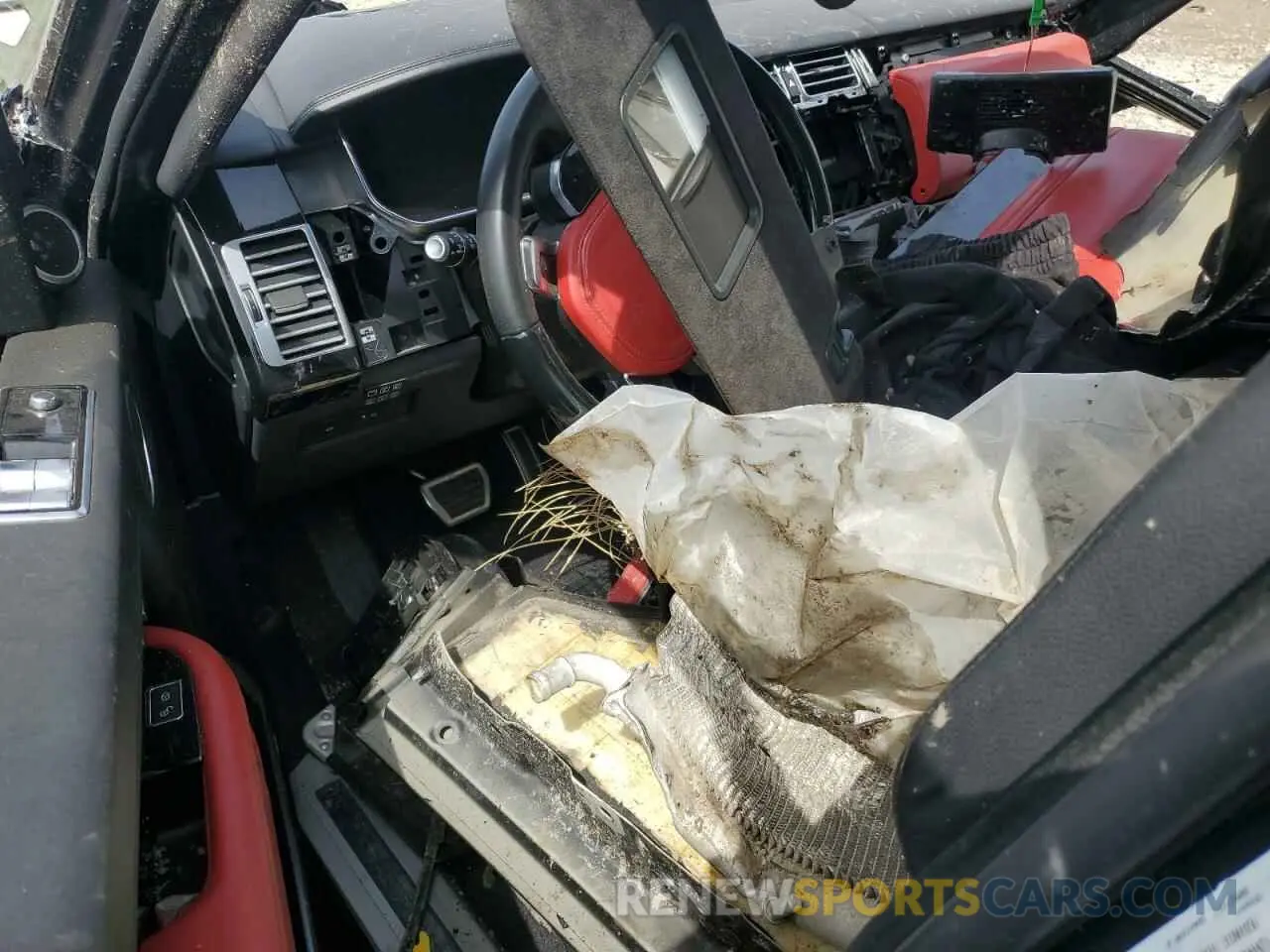 8 Photograph of a damaged car SALGW2RE2LA580463 LAND ROVER RANGEROVER 2020