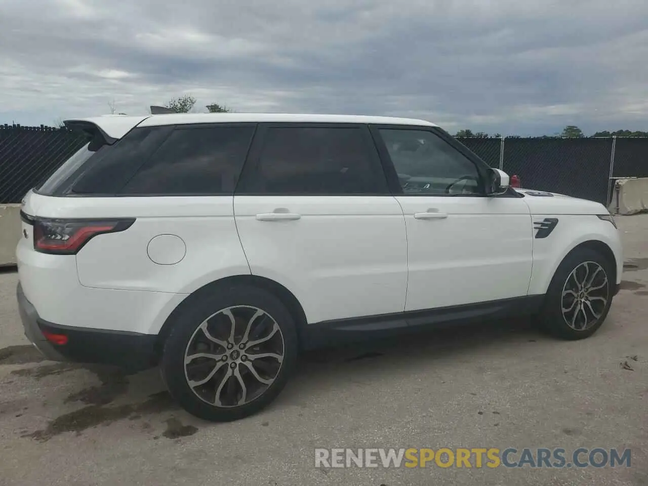 3 Photograph of a damaged car SALWG2SU0LA729320 LAND ROVER RANGEROVER 2020
