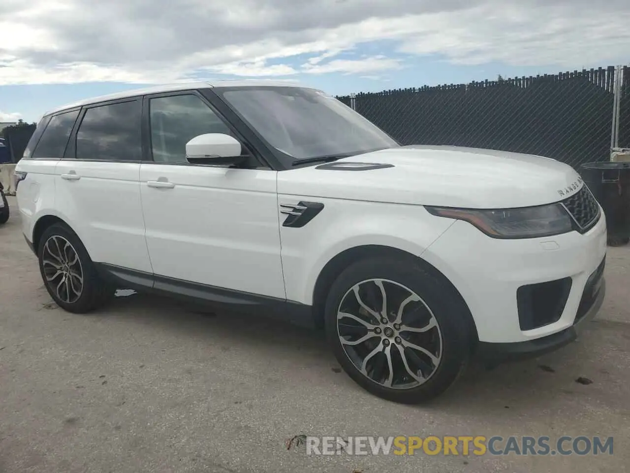 4 Photograph of a damaged car SALWG2SU0LA729320 LAND ROVER RANGEROVER 2020