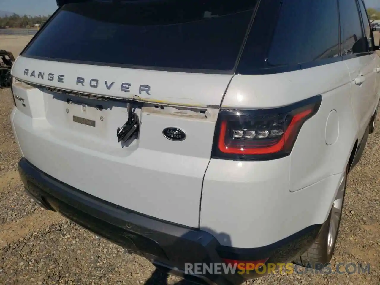 10 Photograph of a damaged car SALWR2RK9LA881305 LAND ROVER RANGEROVER 2020